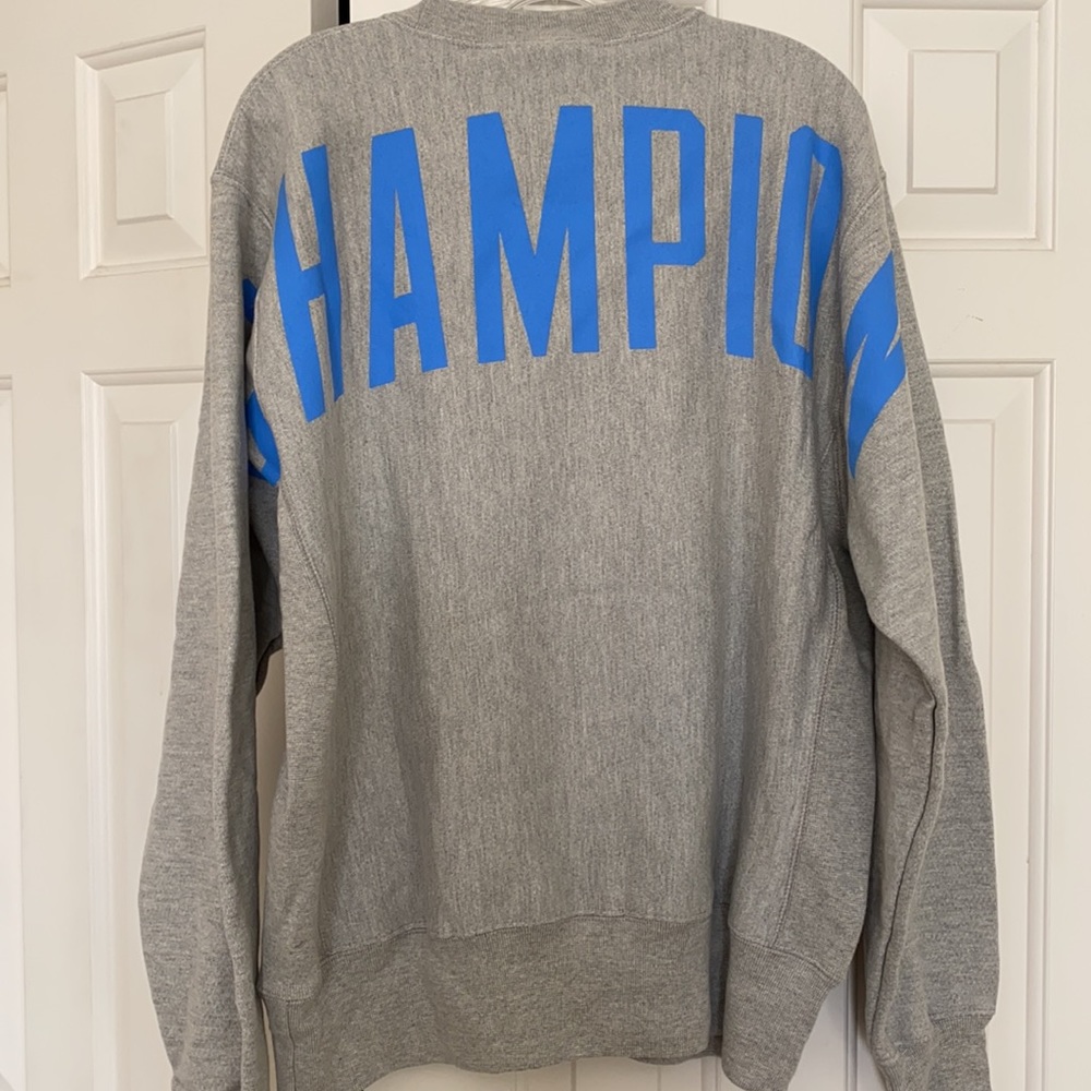 Champion sweatshirt